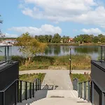 River Side With Balcony By Renters Prestige Apartamento Dziwnów