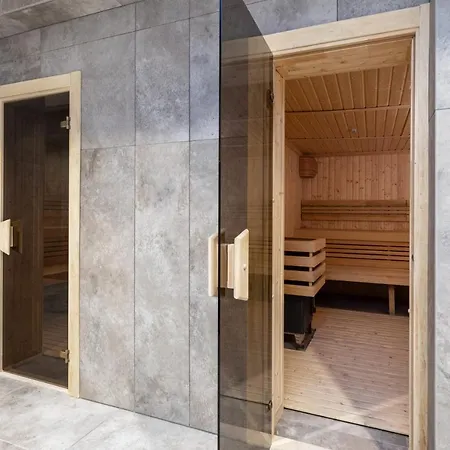 River Side With Balcony By Renters Prestige * Дзивнув