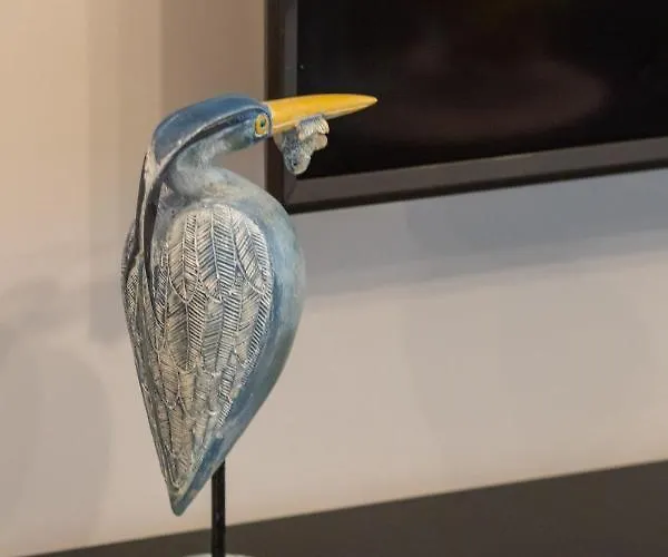 River Side With Balcony By Renters Prestige 公寓 *